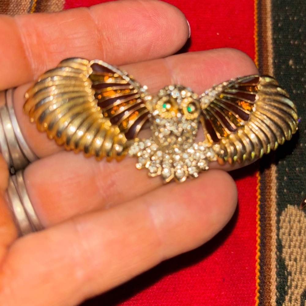 Brooch